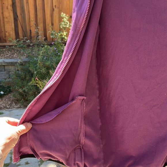 PINK by Victoria’s Secret EUC size S plum hooded jacket, athletic, soft … - Picture 6 of 8